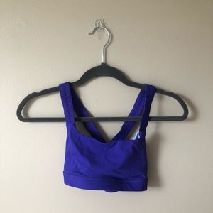 LuLulemon sports bra!